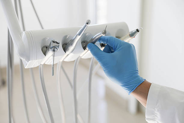 Professional Teeth Whitening technician working in Hartsville, TN
